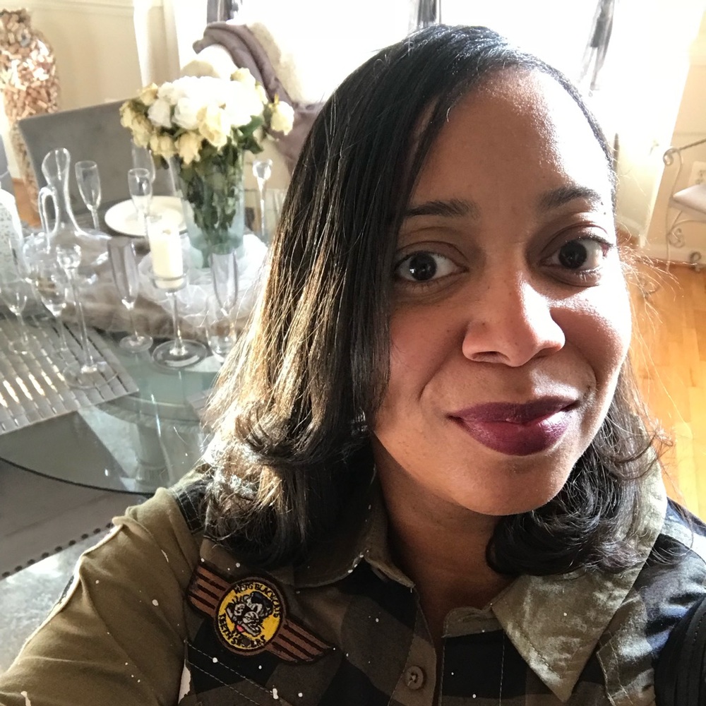 Meet your Posher, Deana